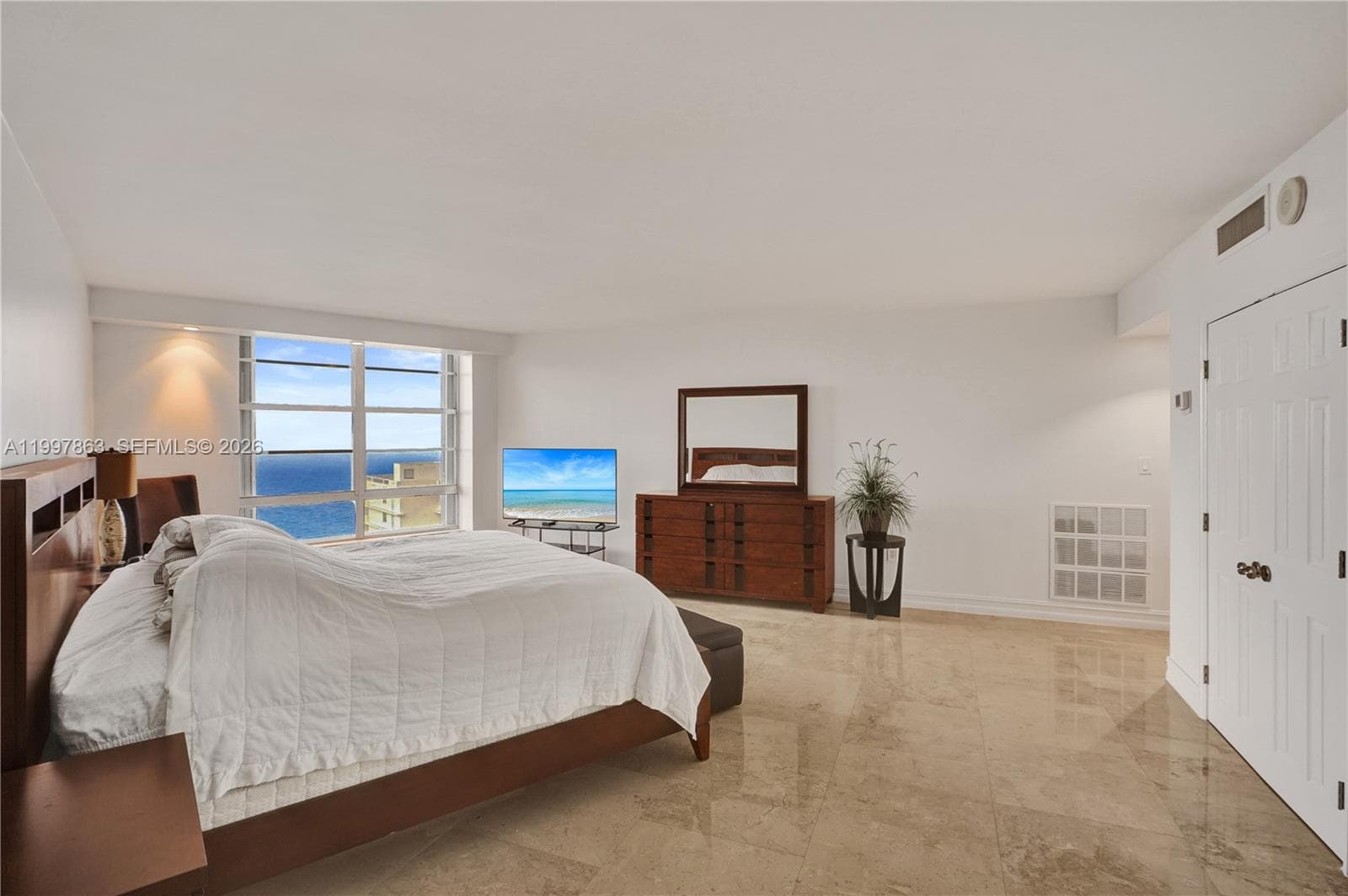 5660 Collins Ave # 20B, Miami Beach FL 33140 — 27
