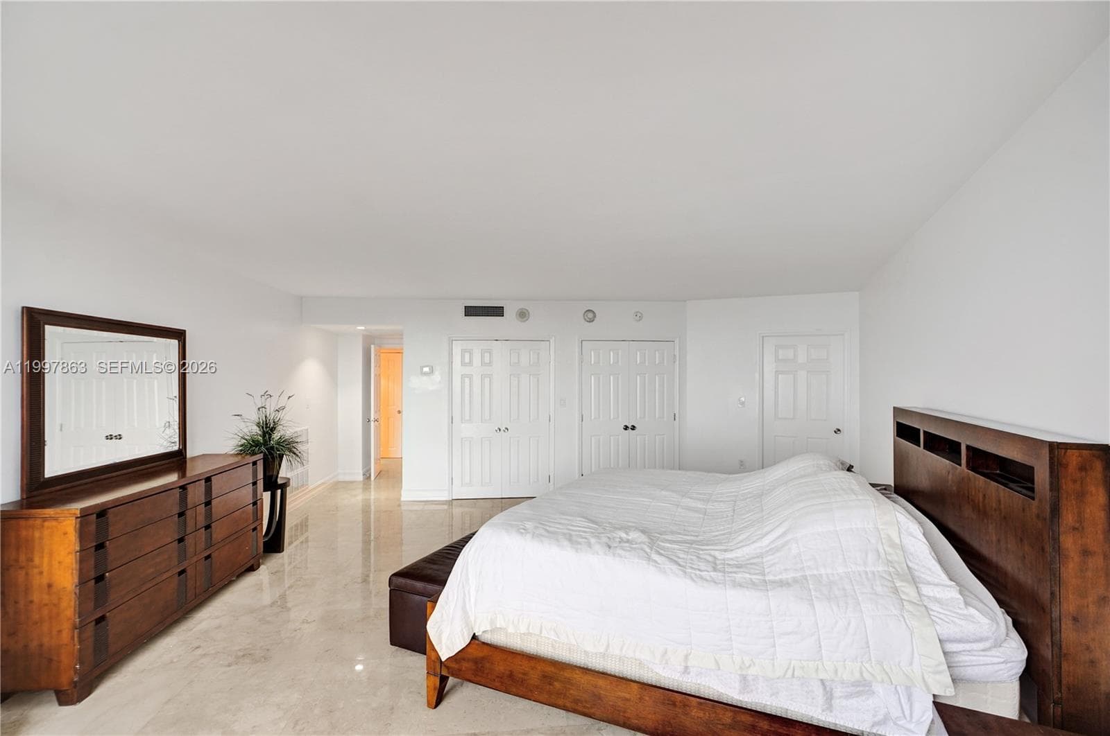 5660 Collins Ave # 20B, Miami Beach FL 33140 — 26