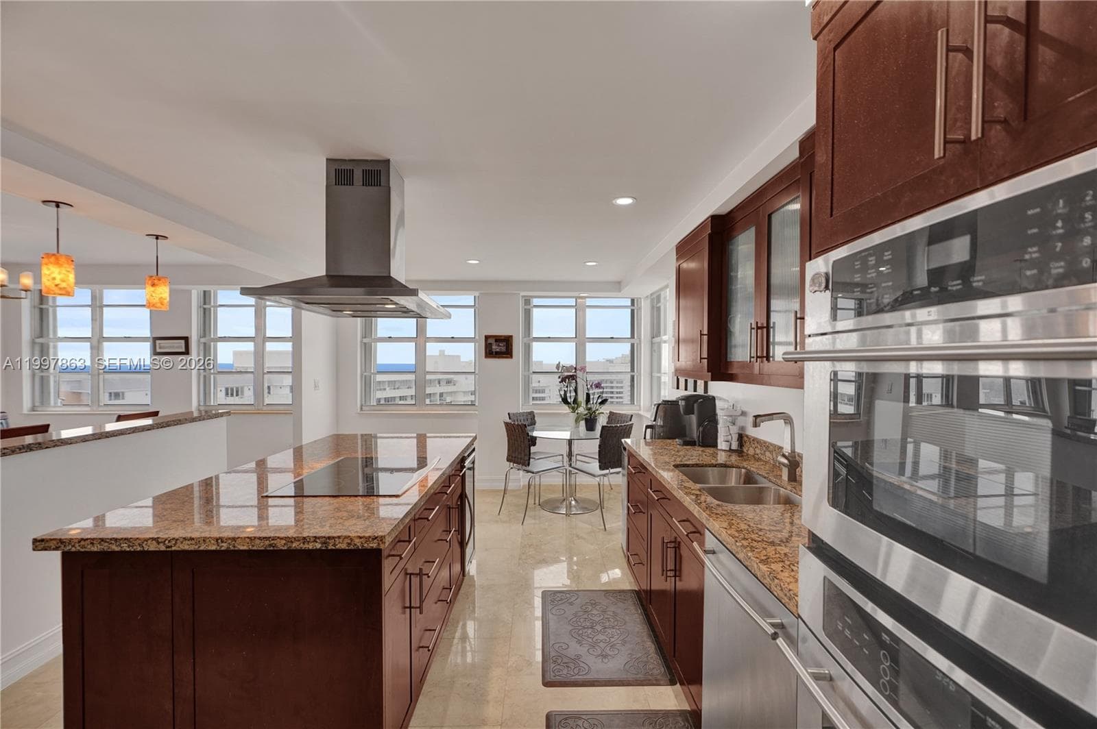 5660 Collins Ave # 20B, Miami Beach FL 33140 — 20