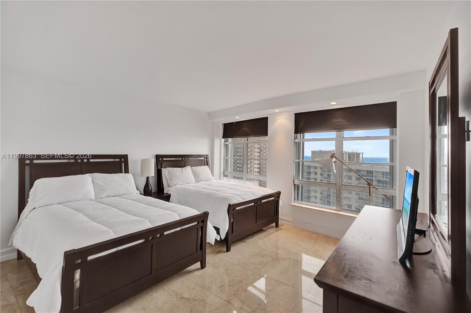 5660 Collins Ave # 20B, Miami Beach FL 33140 — 34