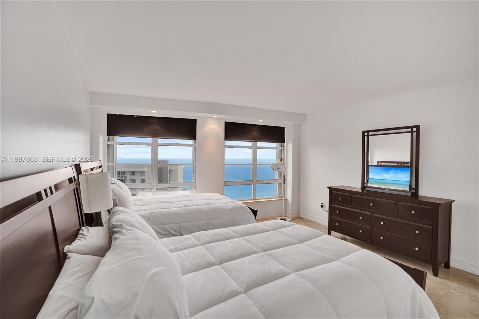5660 Collins Ave # 20B, Miami Beach FL 33140 — 33