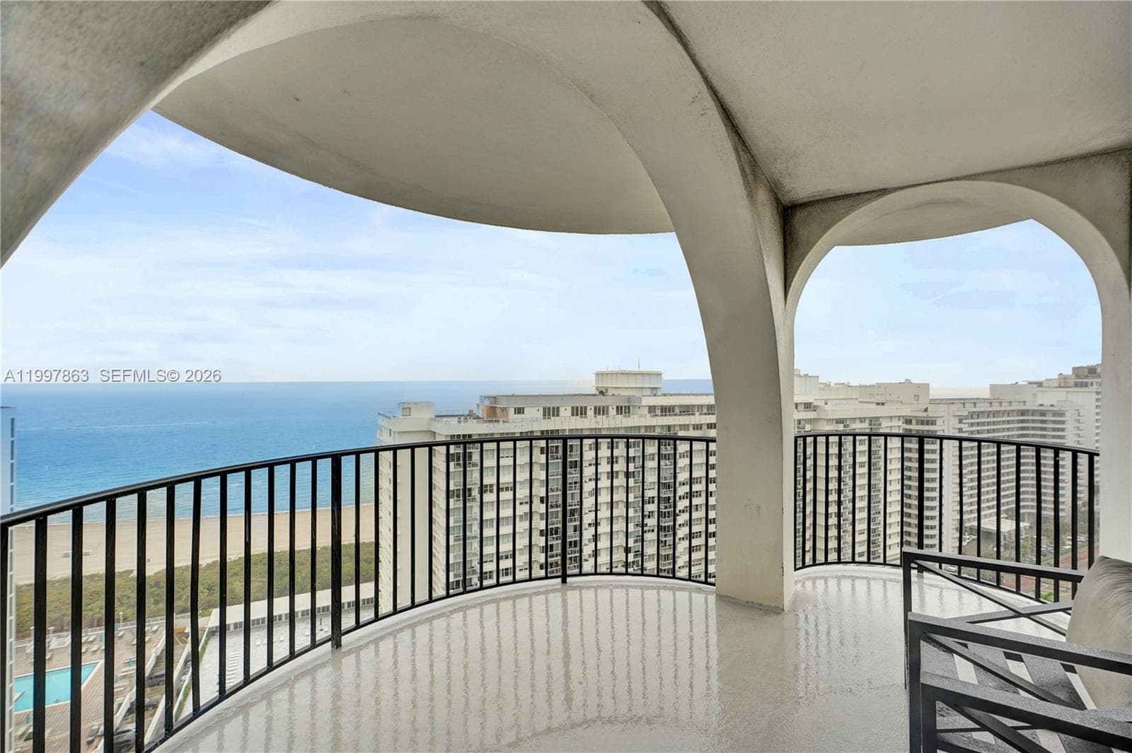 5660 Collins Ave # 20B, Miami Beach FL 33140 — 40