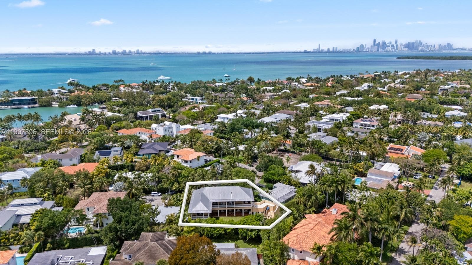 685 Harbor Ln, Key Biscayne FL 33149 — 45