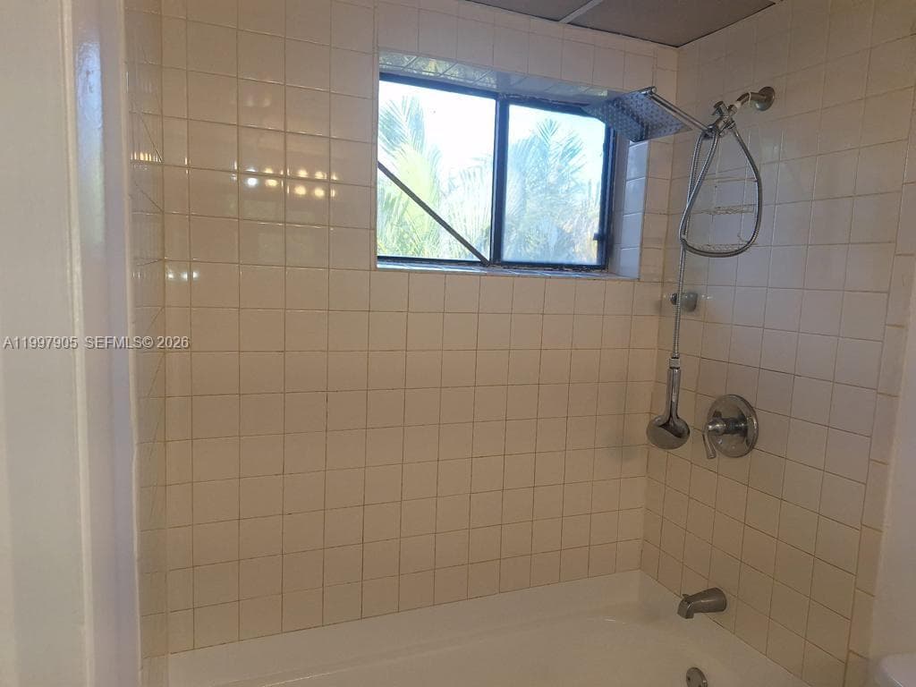 Eastside Manor Condo, North Miami, FL — 14