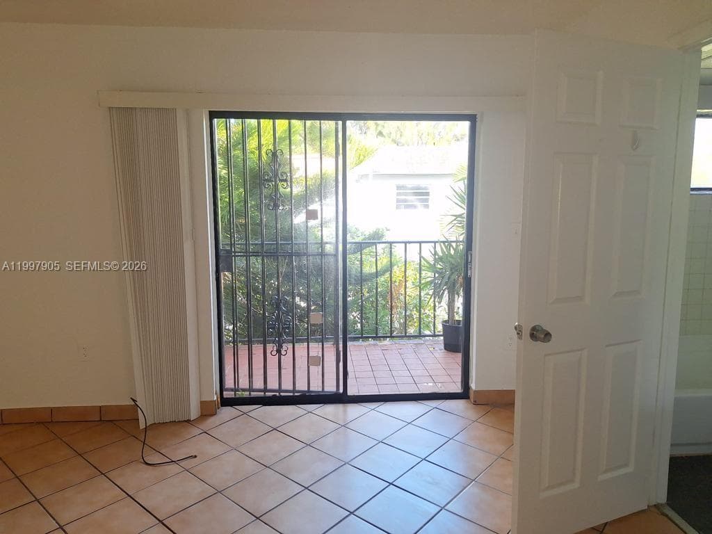 Eastside Manor Condo, North Miami, FL — 21
