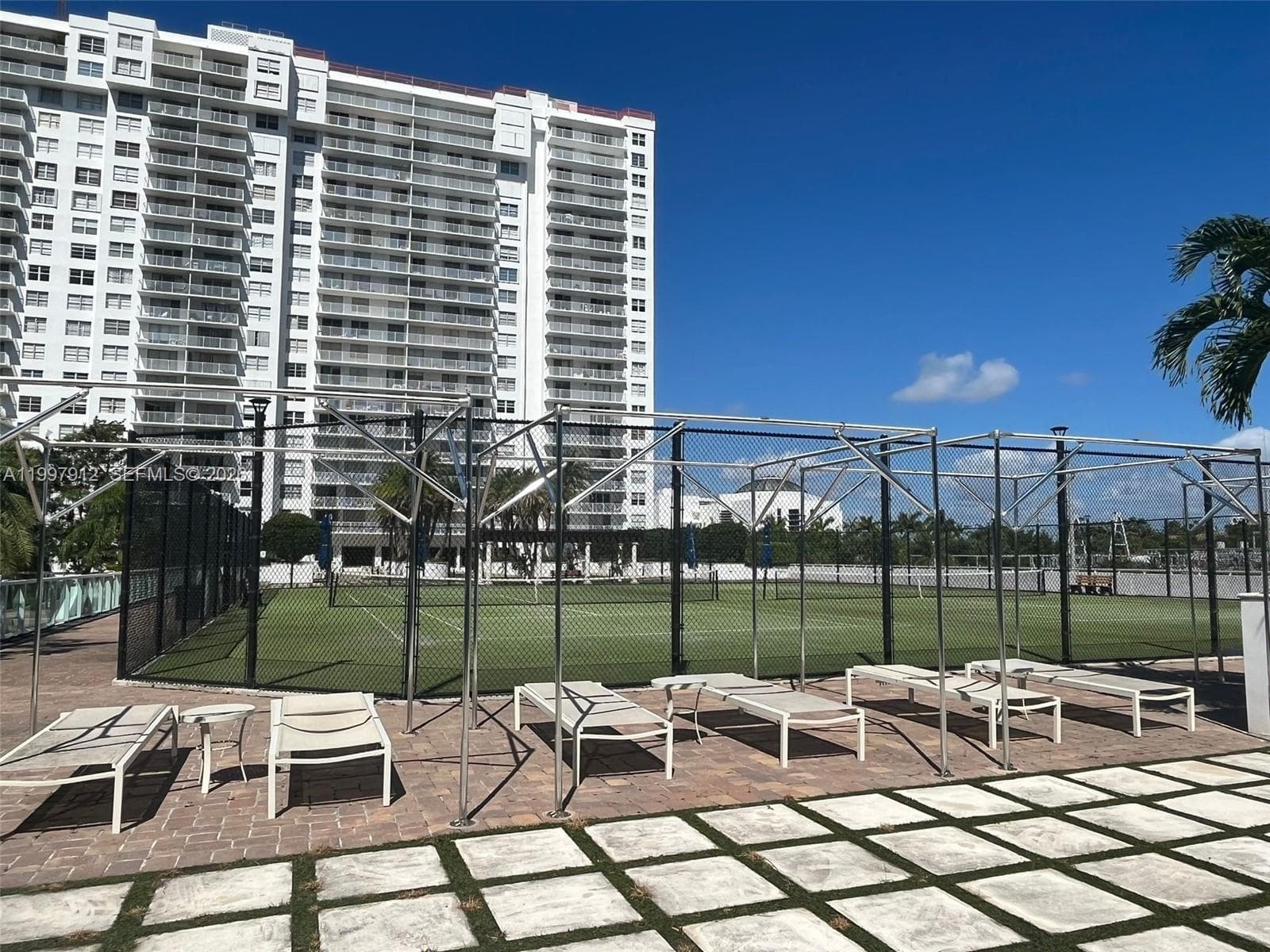 2851 NE 183rd St # 405E, Aventura FL 33160 — 24