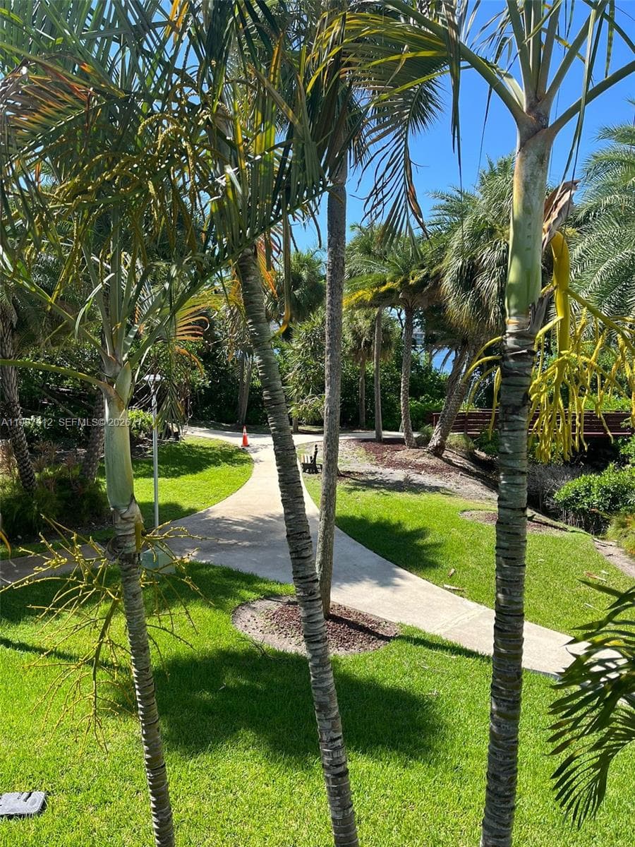 2851 NE 183rd St # 405E, Aventura FL 33160 — 25