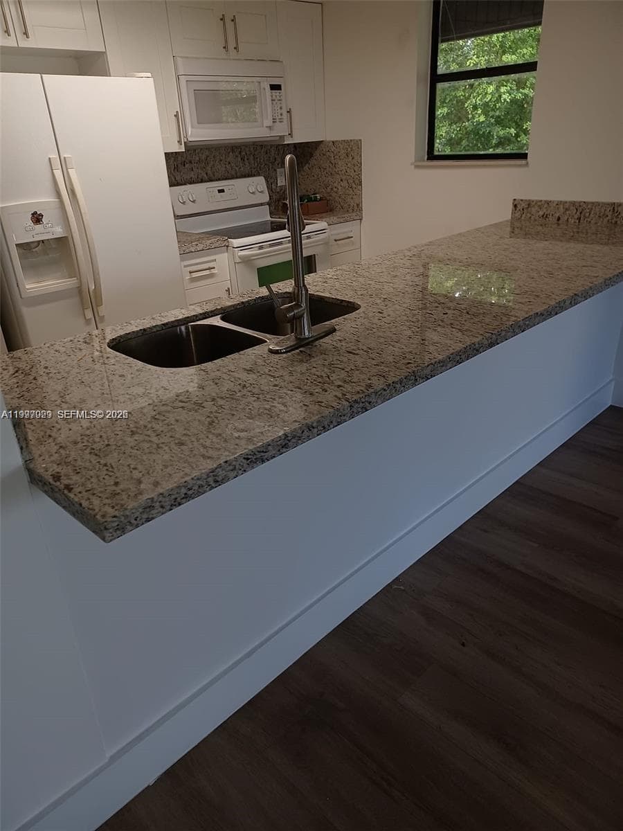 16220 NW 2nd Ave # 411, Miami FL 33169 — 1