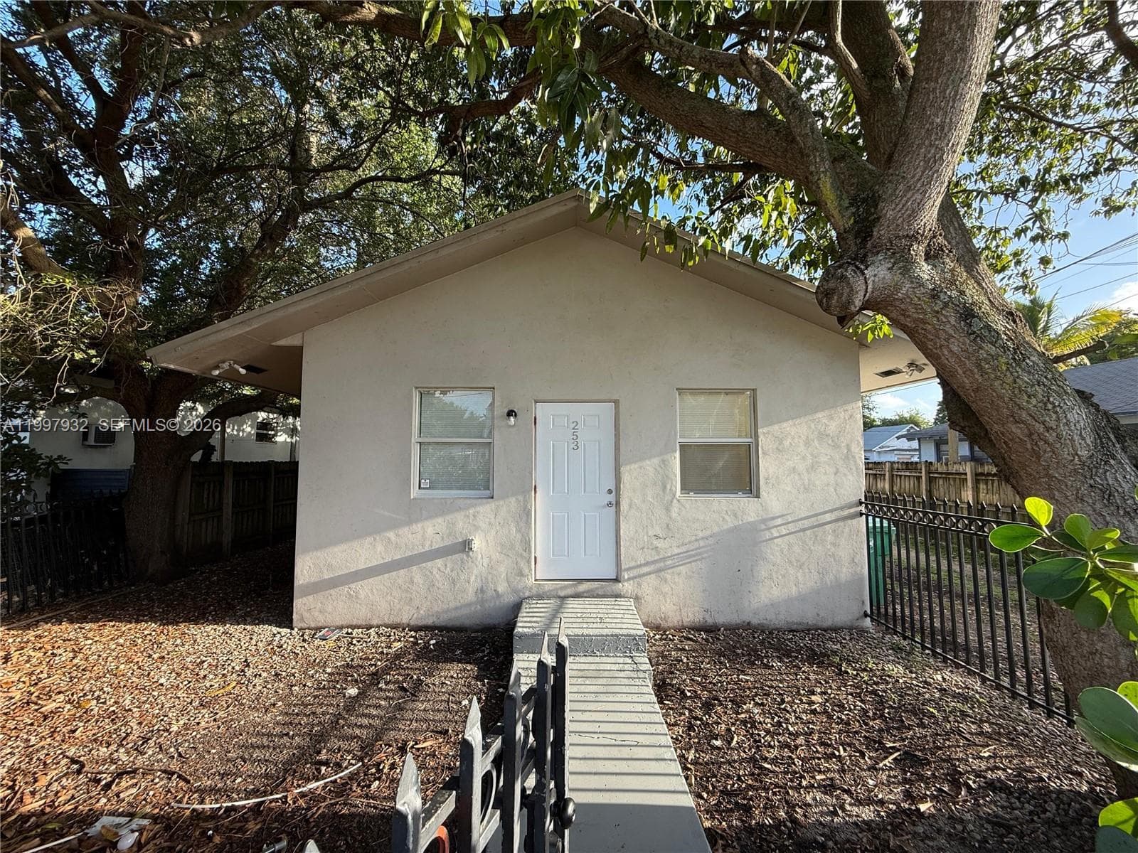 253 NW 48th St, Miami FL 33127 — 2