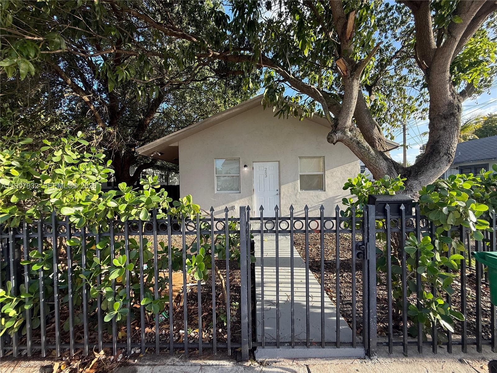 253 NW 48th St, Miami FL 33127 — 1