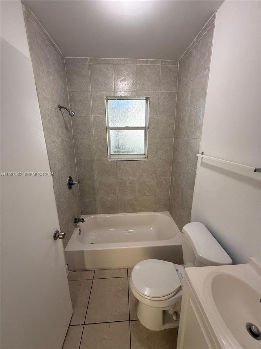 253 NW 48th St, Miami FL 33127 — 11