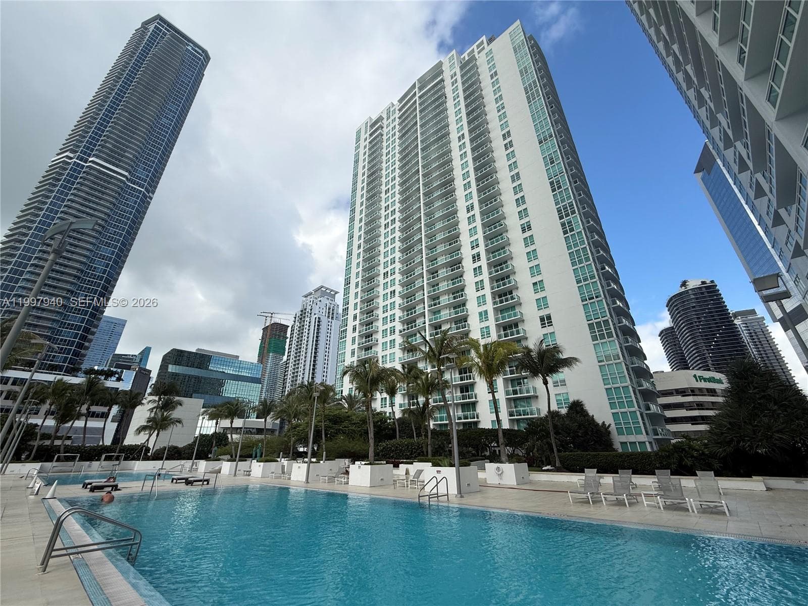 951 Brickell Ave # 1103, Miami FL 33131 — 59