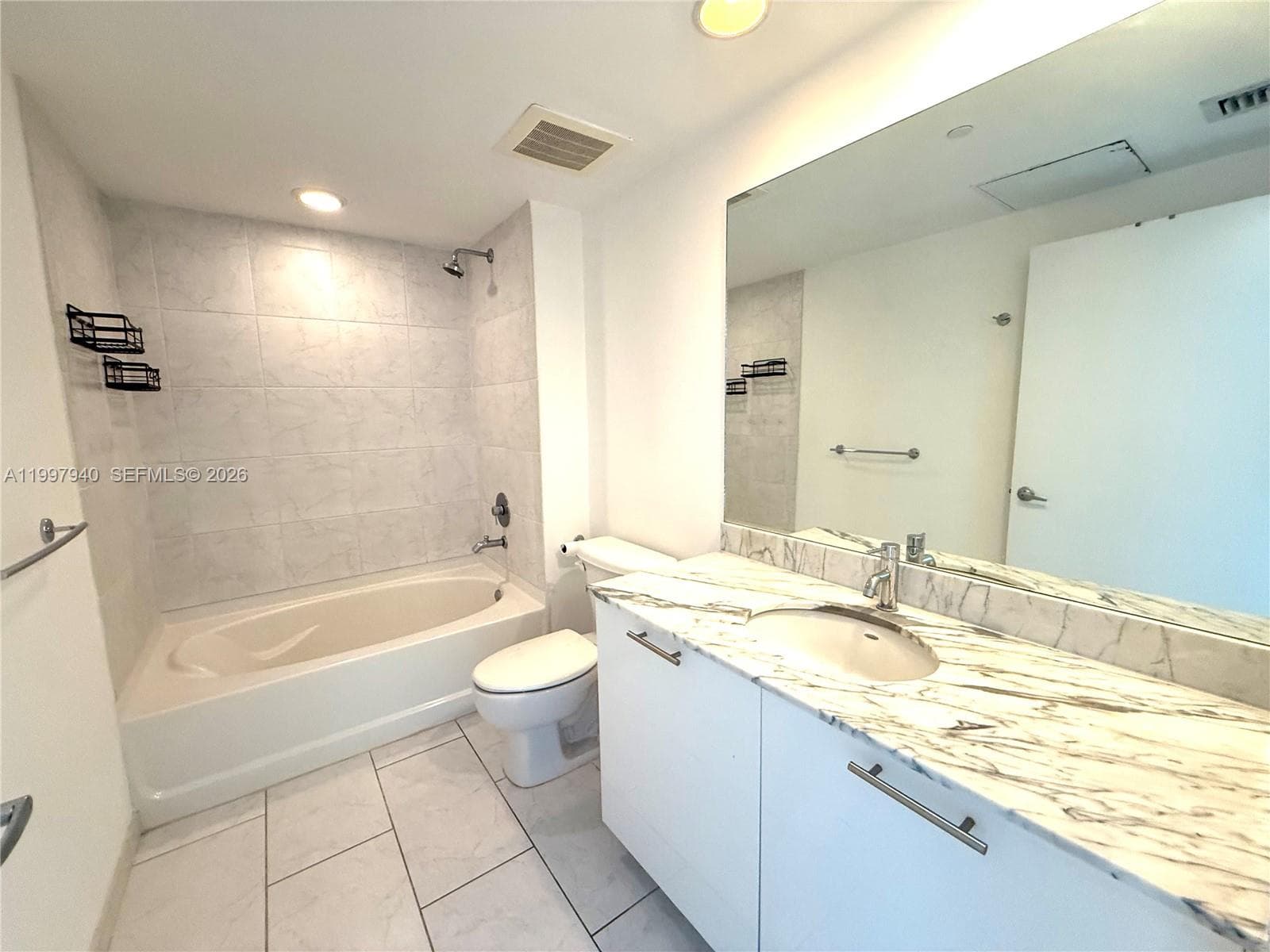 951 Brickell Ave # 1103, Miami FL 33131 — 11