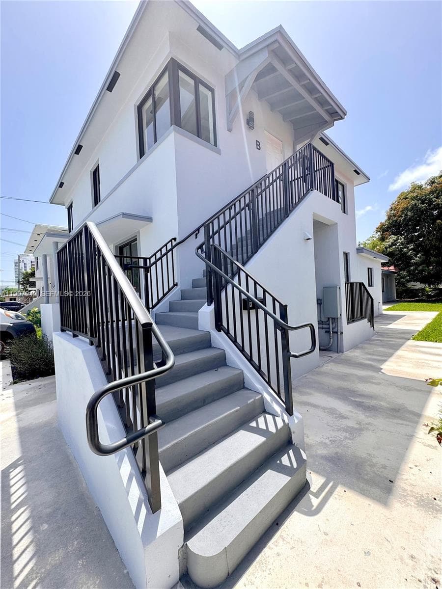 450 Beacom Blvd, Miami FL 33135 — 2