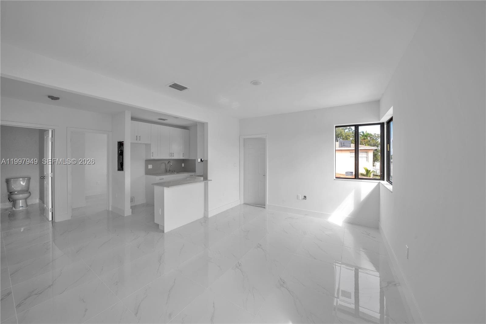 450 Beacom Blvd, Miami FL 33135 — 6