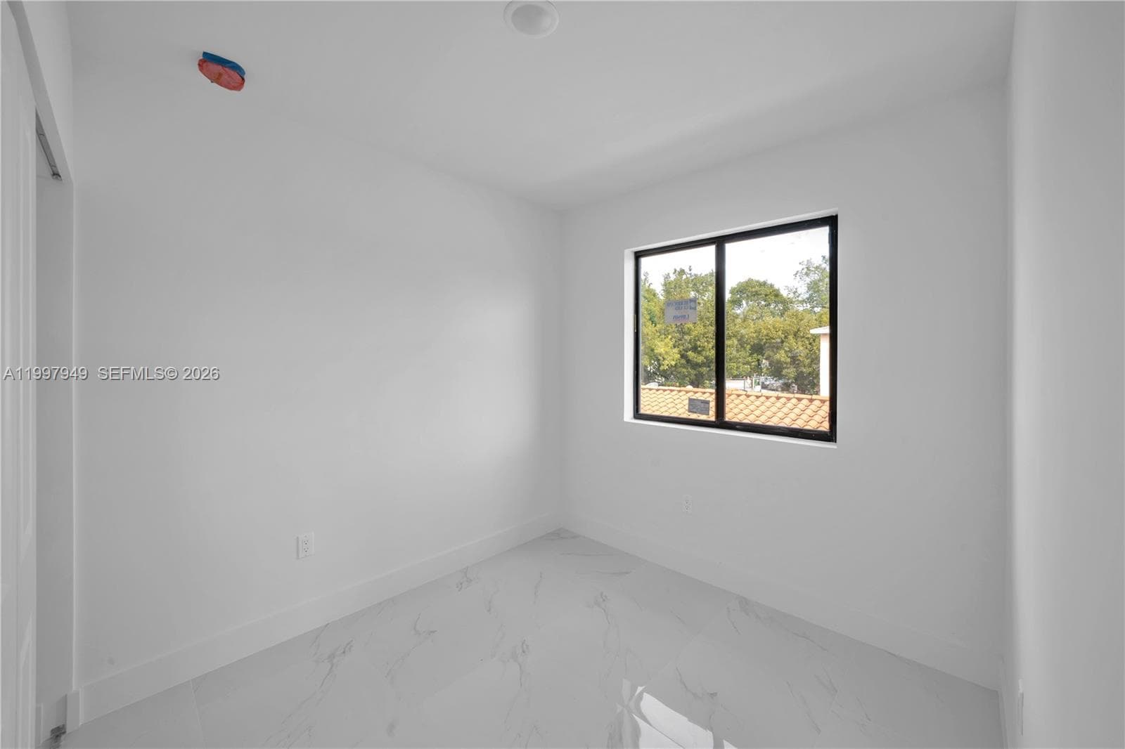 450 Beacom Blvd, Miami FL 33135 — 9