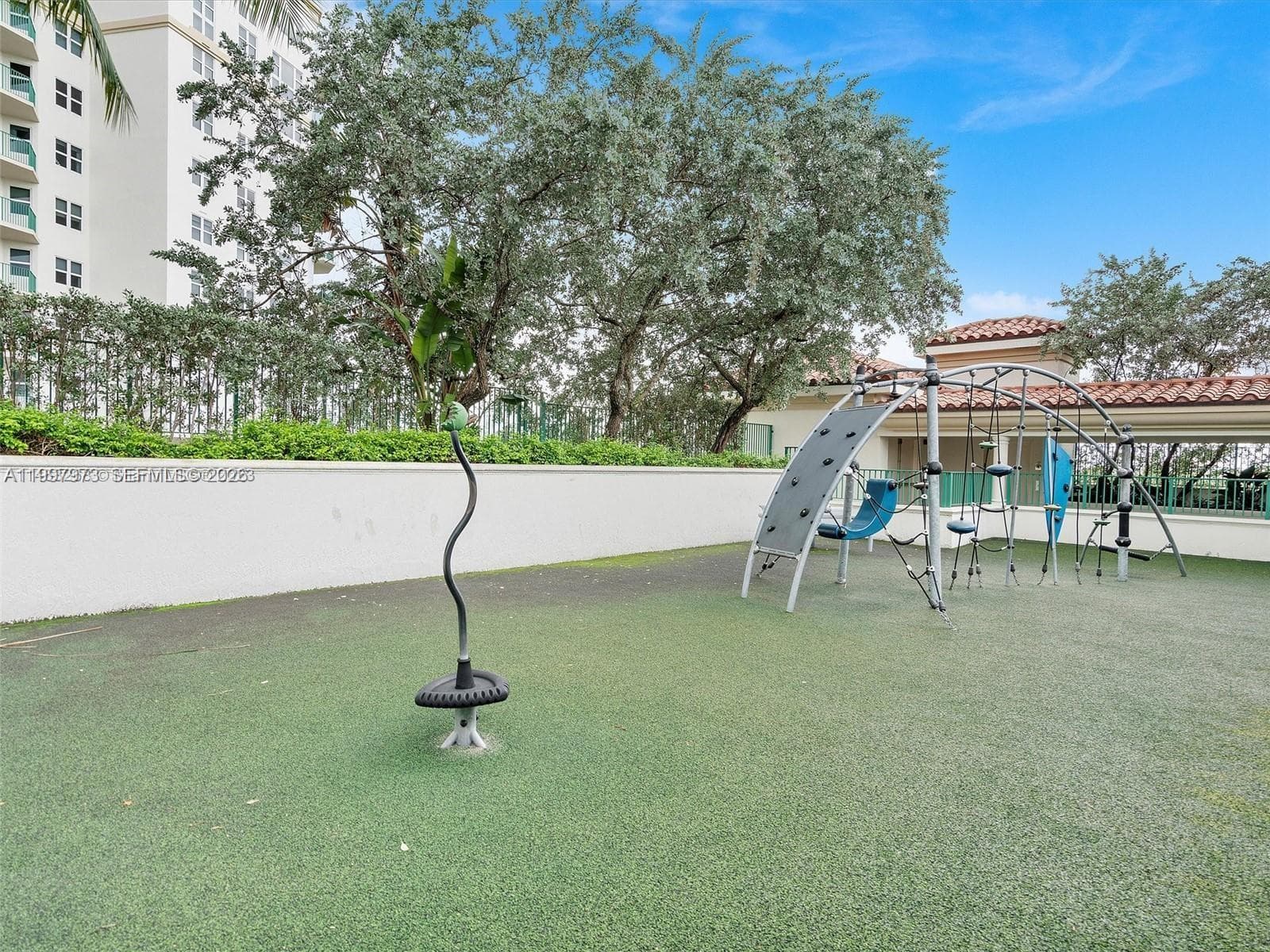 20000 E Country Club Dr # 1102, Aventura FL 33180 — 28