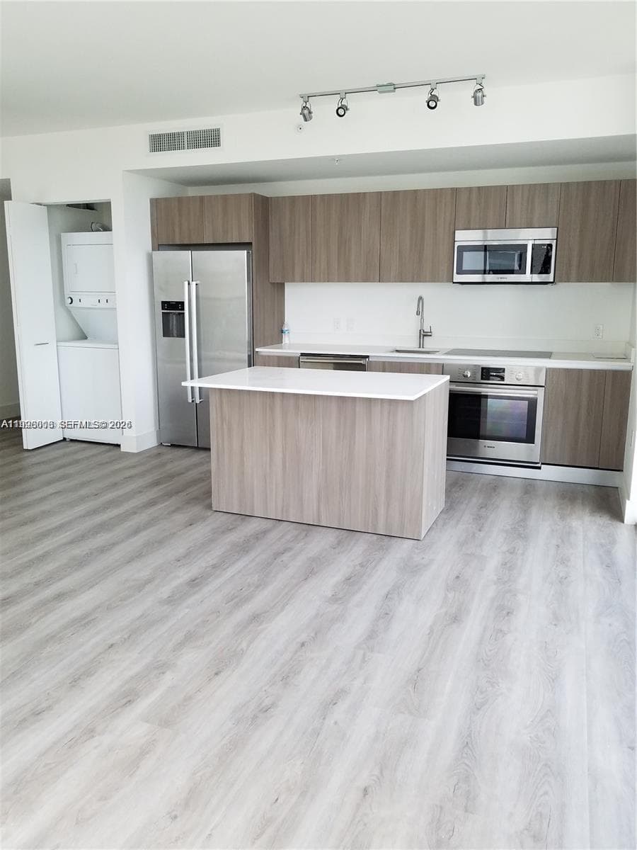 201 SW 17th Rd # 606, Miami FL 33129 — 5