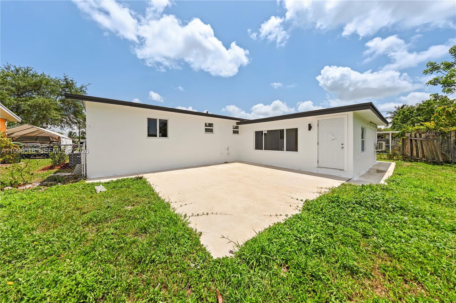 651 NW 9th St, Homestead FL 33030 — 15