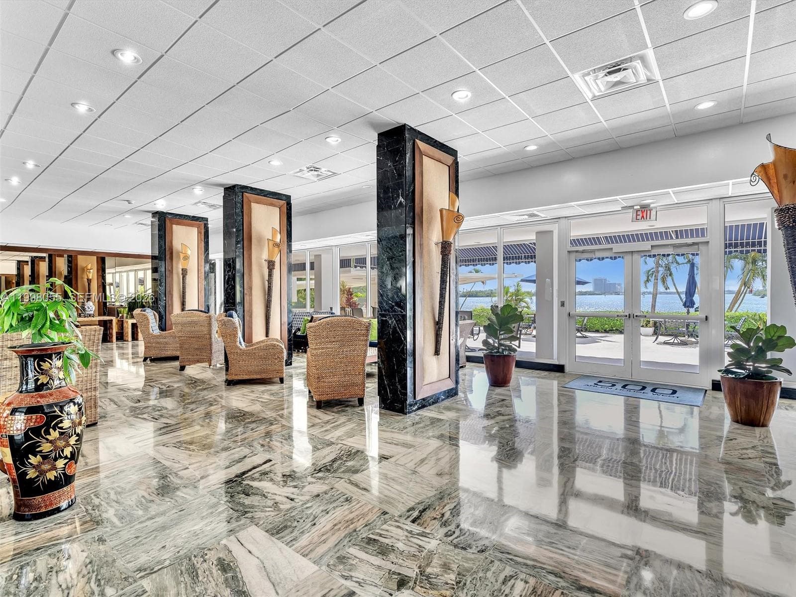 500 Bayview Dr # 1132, Sunny Isles Beach FL 33160 — 57