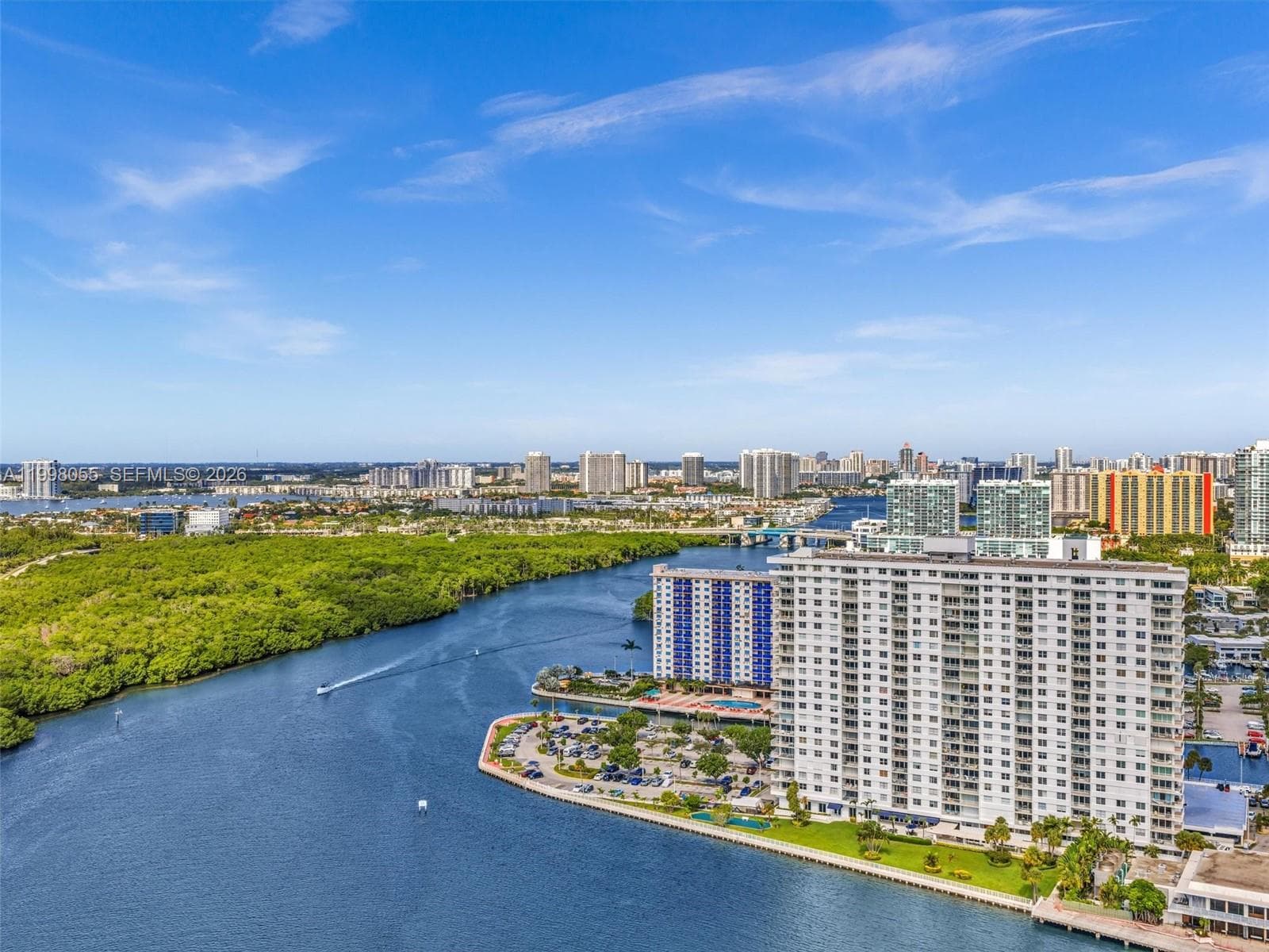 500 Bayview Dr # 1132, Sunny Isles Beach FL 33160 — 61
