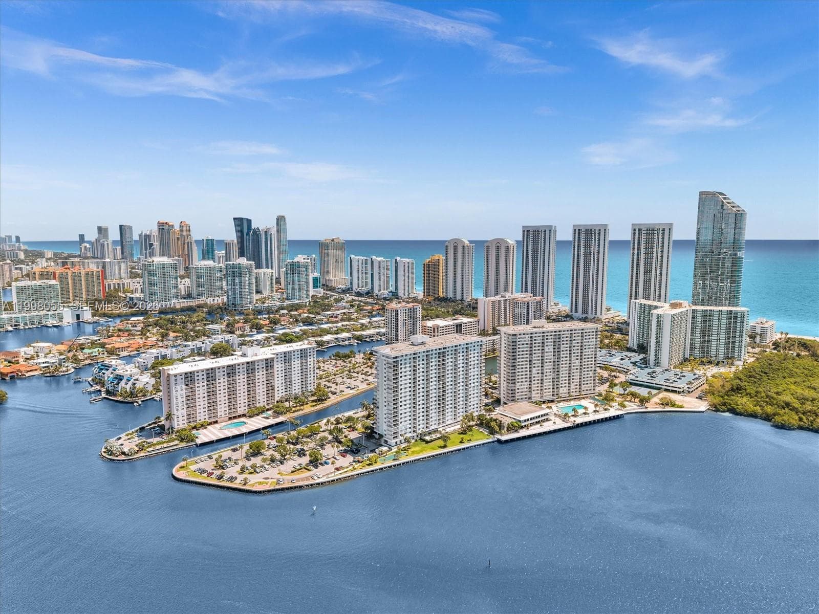 500 Bayview Dr # 1132, Sunny Isles Beach FL 33160 — 64