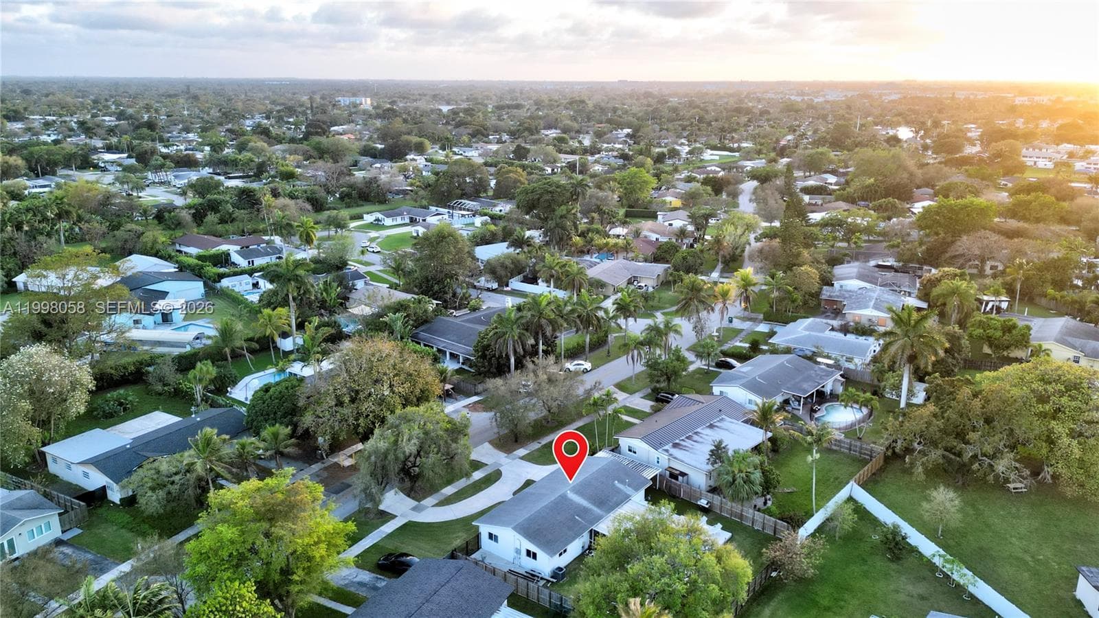 9311 Sterling Dr, Cutler Bay FL 33157 — 57