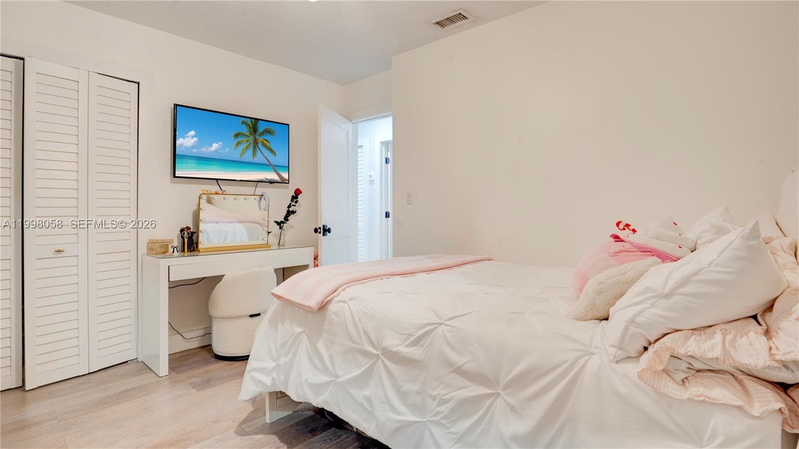 9311 Sterling Dr, Cutler Bay FL 33157 — 49