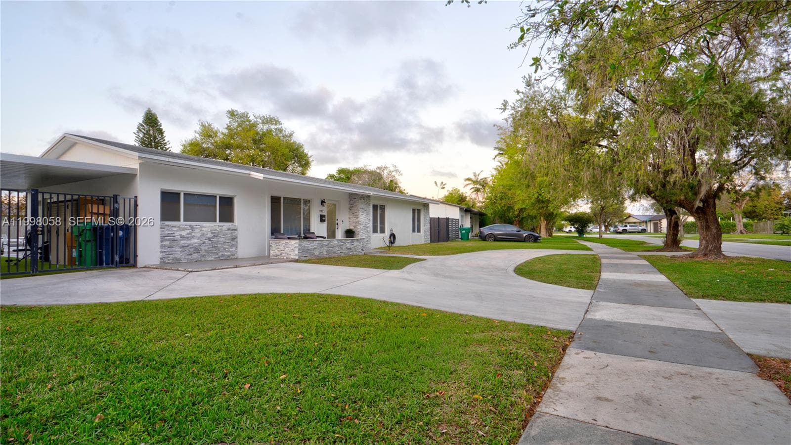 9311 Sterling Dr, Cutler Bay FL 33157 — 4