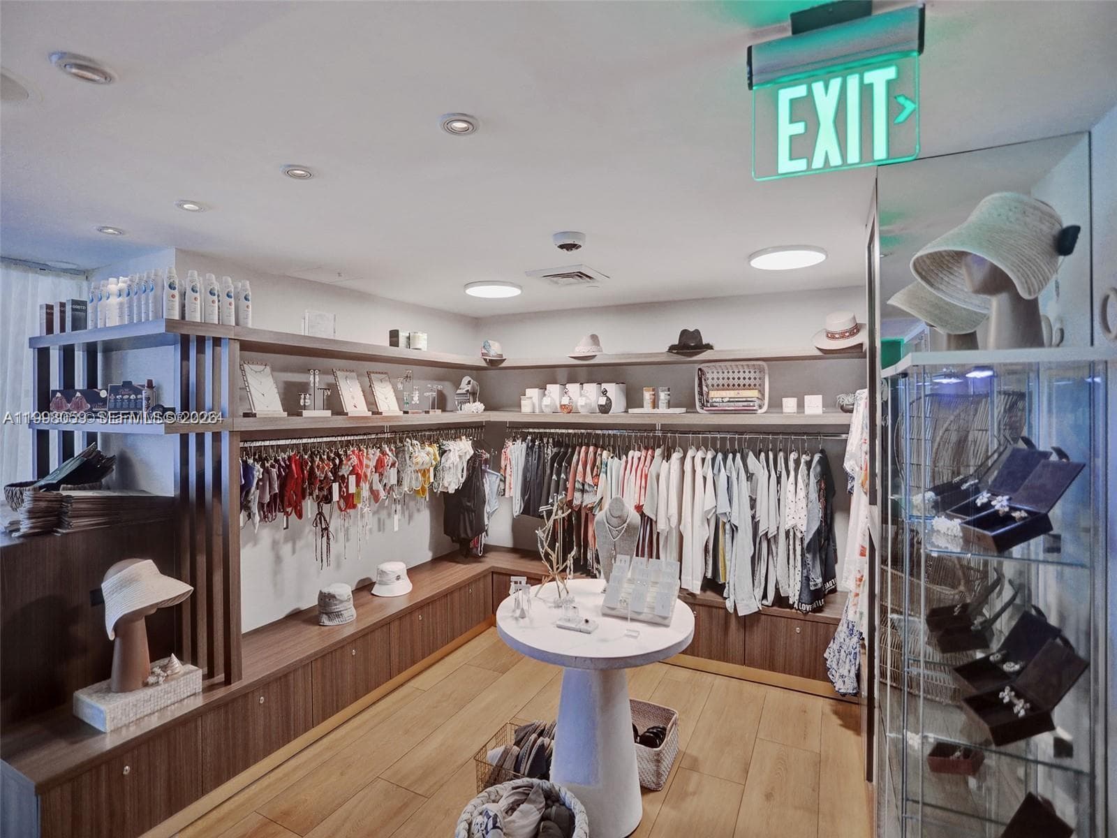 1100 West Ave # 1101, Miami Beach FL 33139 — 36