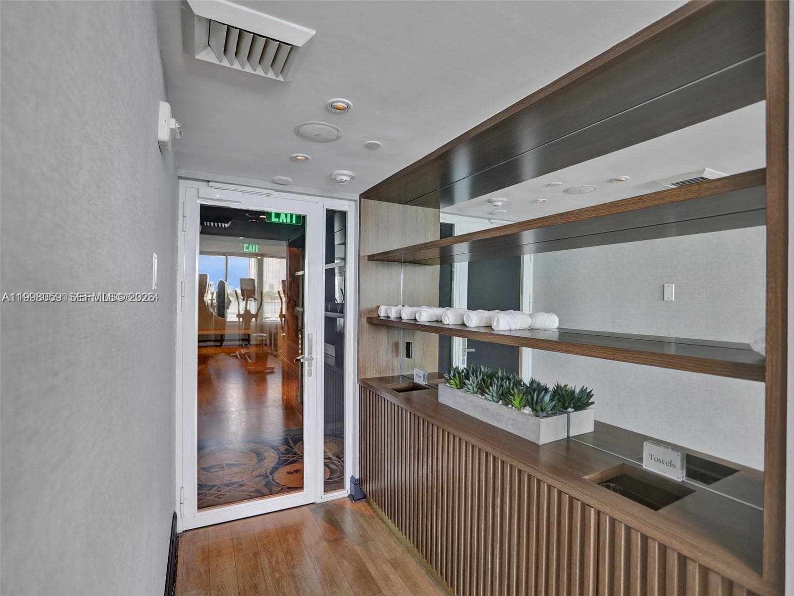 1100 West Ave # 1101, Miami Beach FL 33139 — 32
