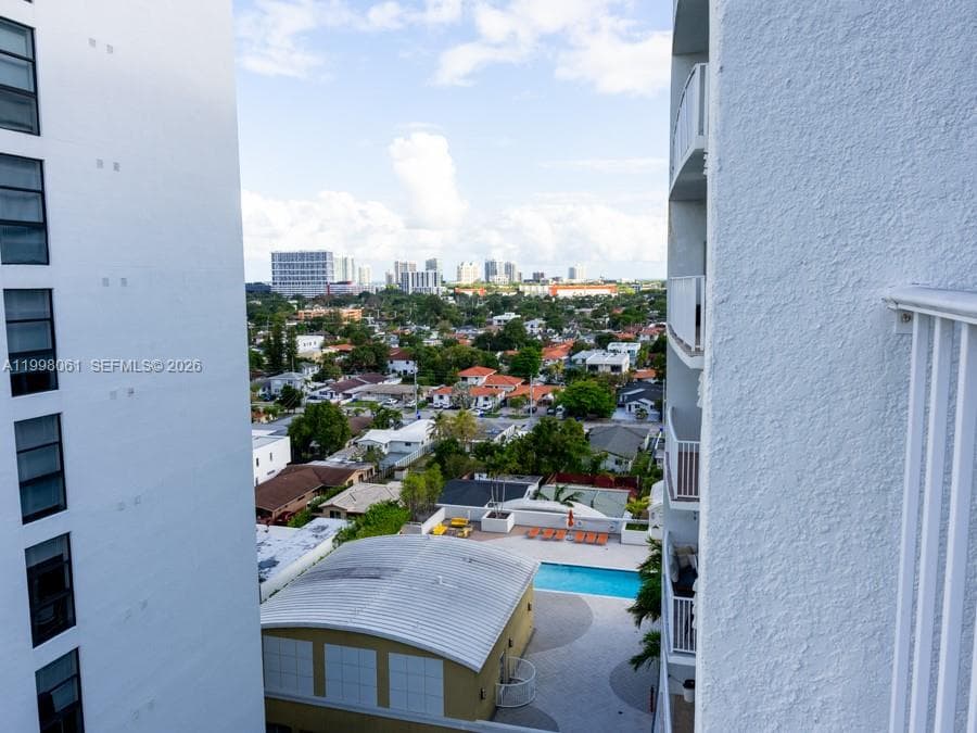 3180 SW 22nd Ter # 1205, Miami FL 33145 — 16