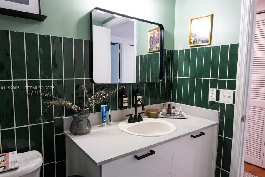 3180 SW 22nd Ter # 1205, Miami FL 33145 — 9