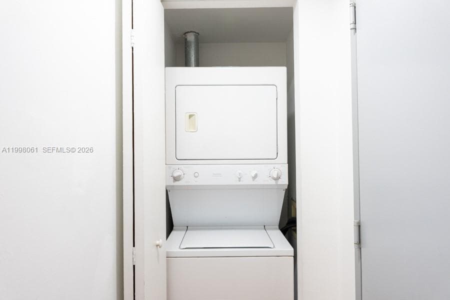 3180 SW 22nd Ter # 1205, Miami FL 33145 — 11