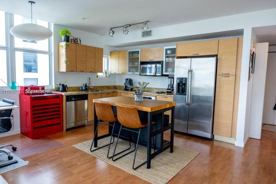 3180 SW 22nd Ter # 1205, Miami FL 33145 — 4