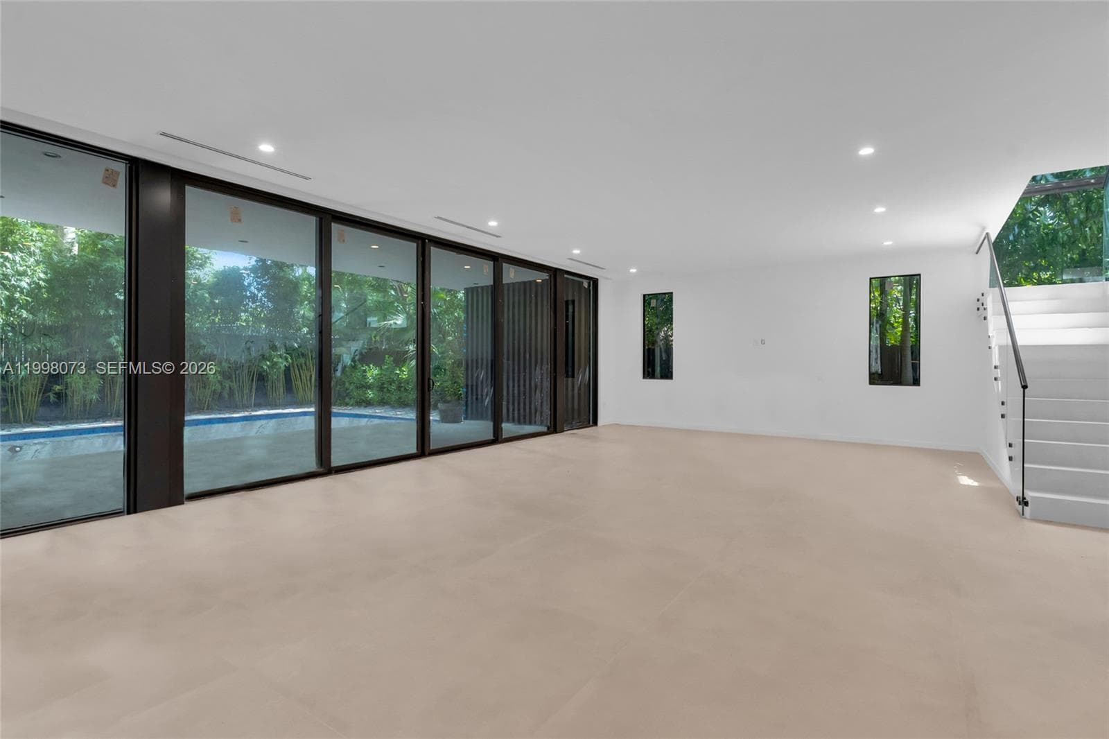 3983 Kumquat Ave, Miami FL 33133 — 23
