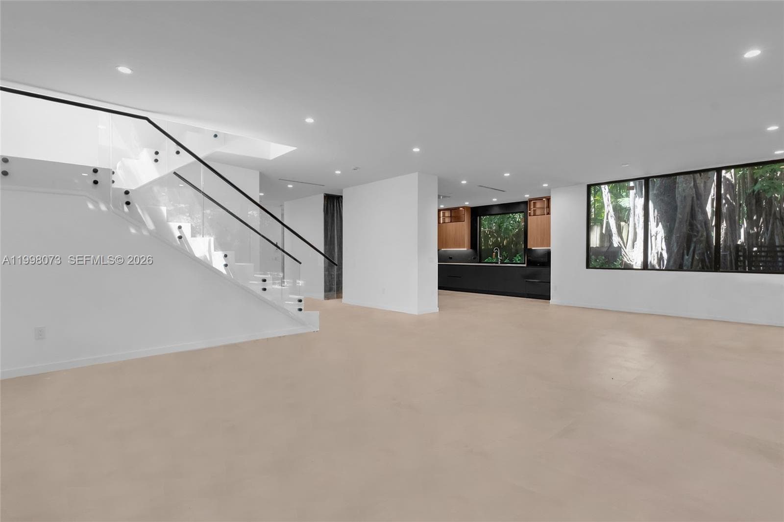 3983 Kumquat Ave, Miami FL 33133 — 20