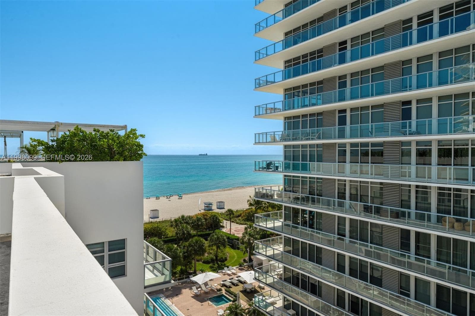 3739 Collins Avenue # 604, Miami Beach FL 33140 — 24
