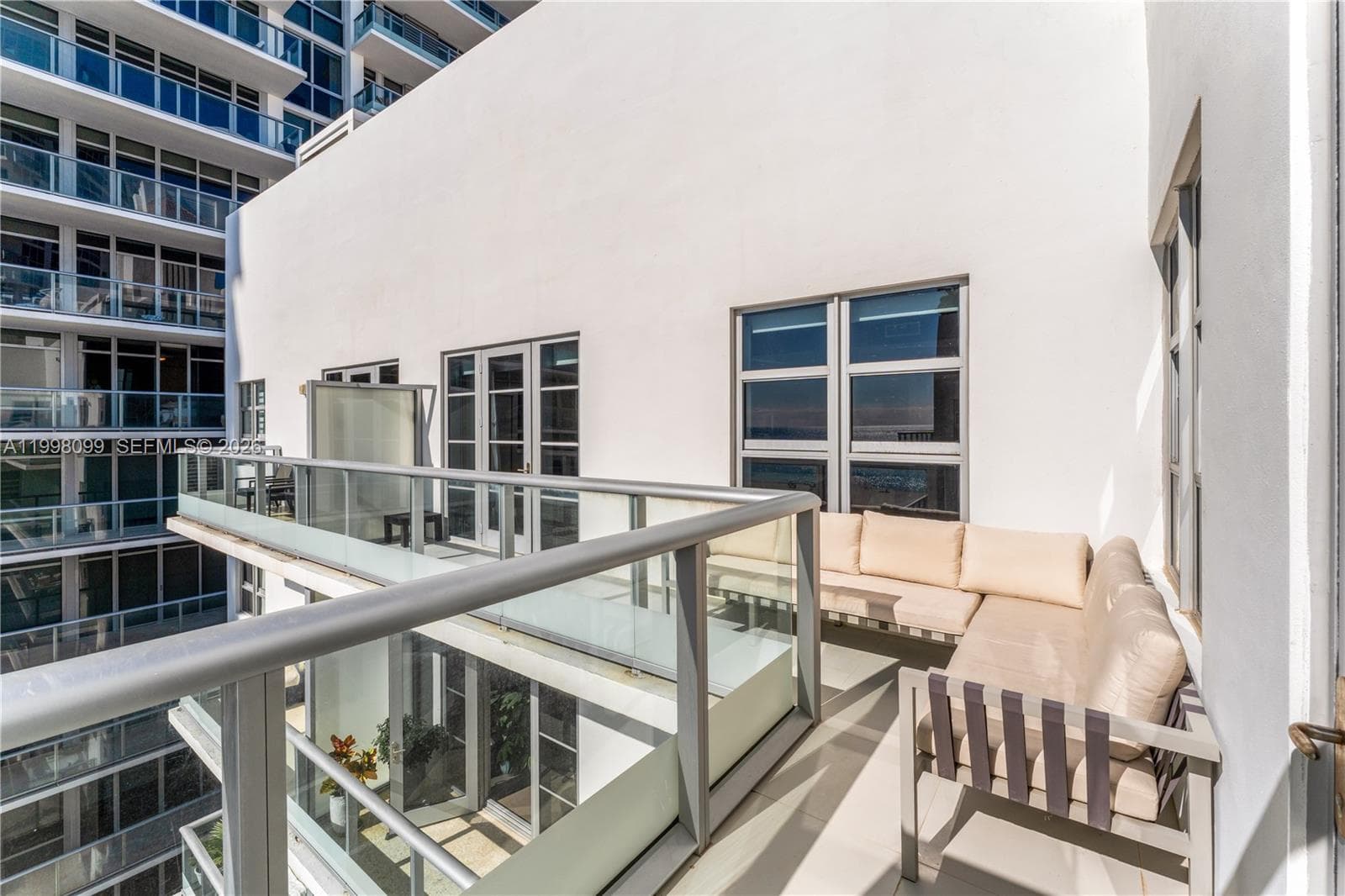3739 Collins Avenue # 604, Miami Beach FL 33140 — 18