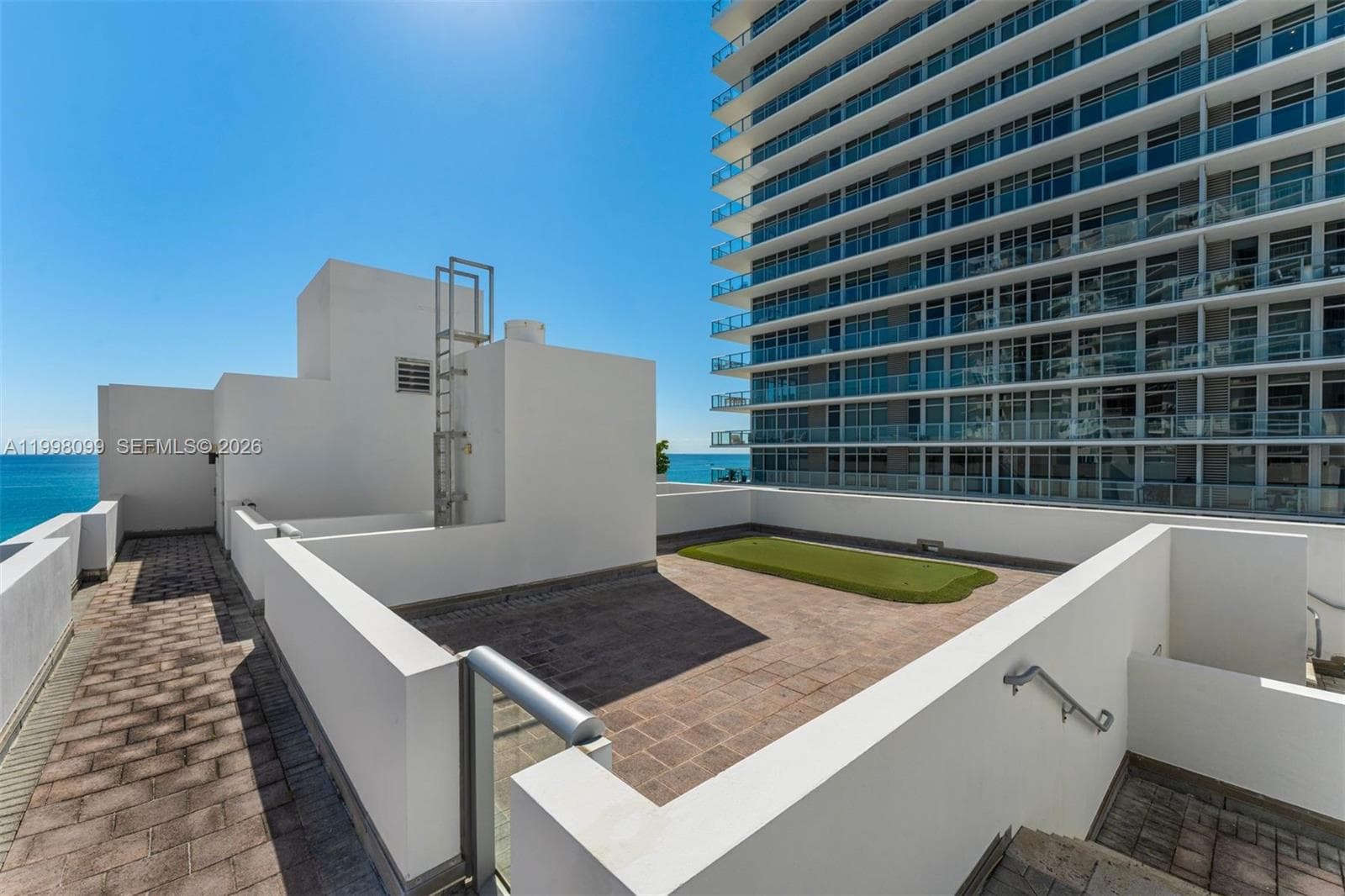 3739 Collins Avenue # 604, Miami Beach FL 33140 — 29