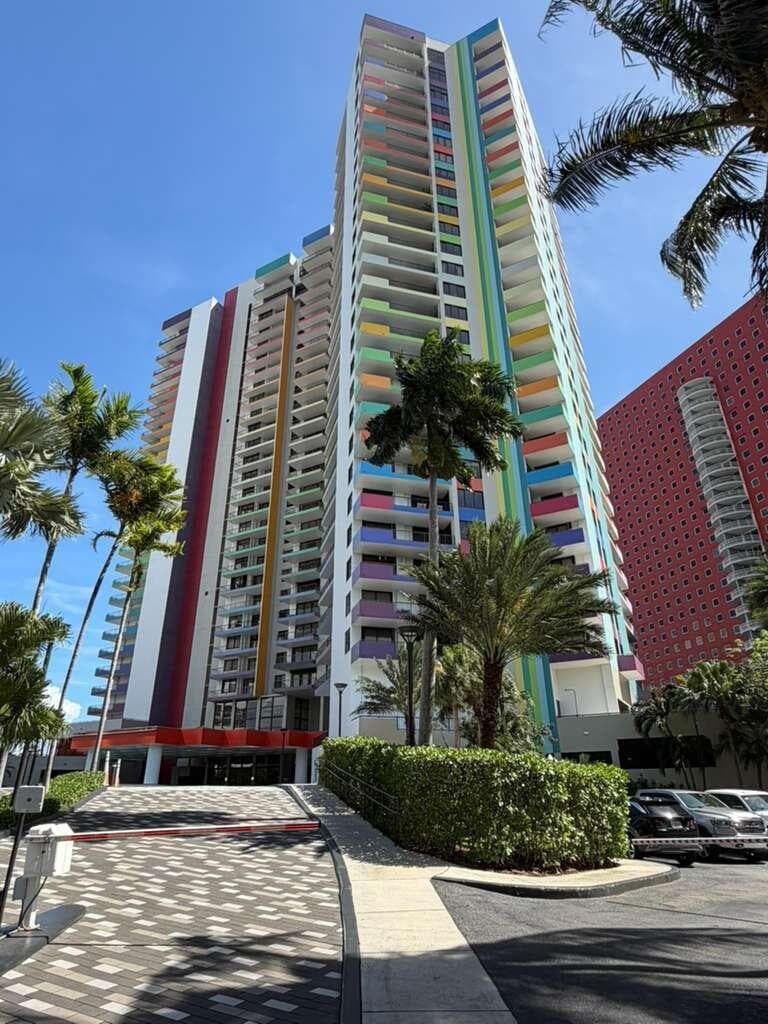 1581 Brickell Avenue # 406, Miami FL 33129 — 1