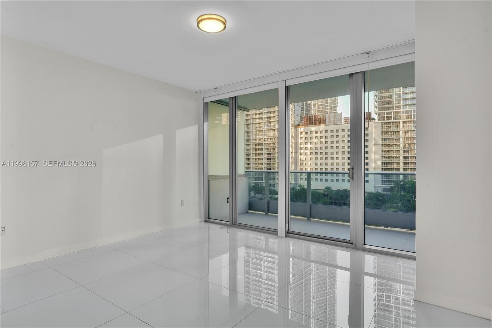 200 Biscayne Boulevard Way # 503, Miami FL 33131 — 23