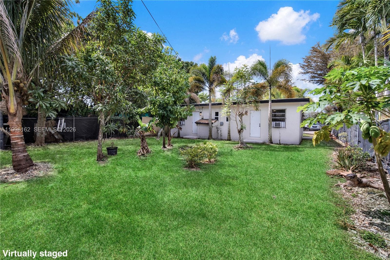 105 NW 7th Ave, Homestead FL 33030 — 25