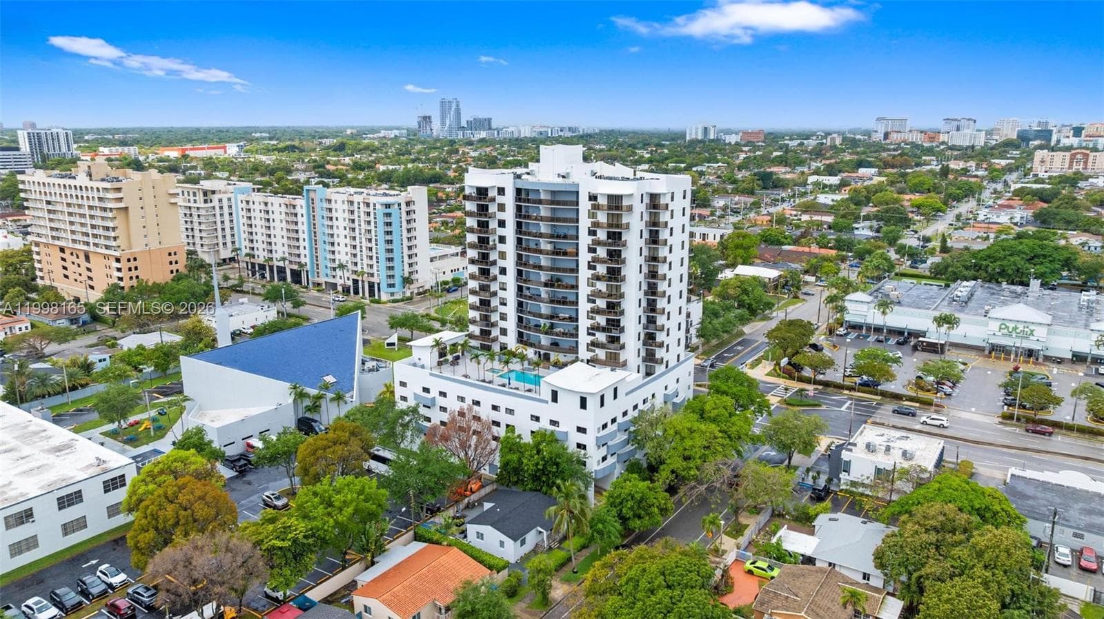 2301 SW 27th Ave # 906, Miami FL 33145 — 37