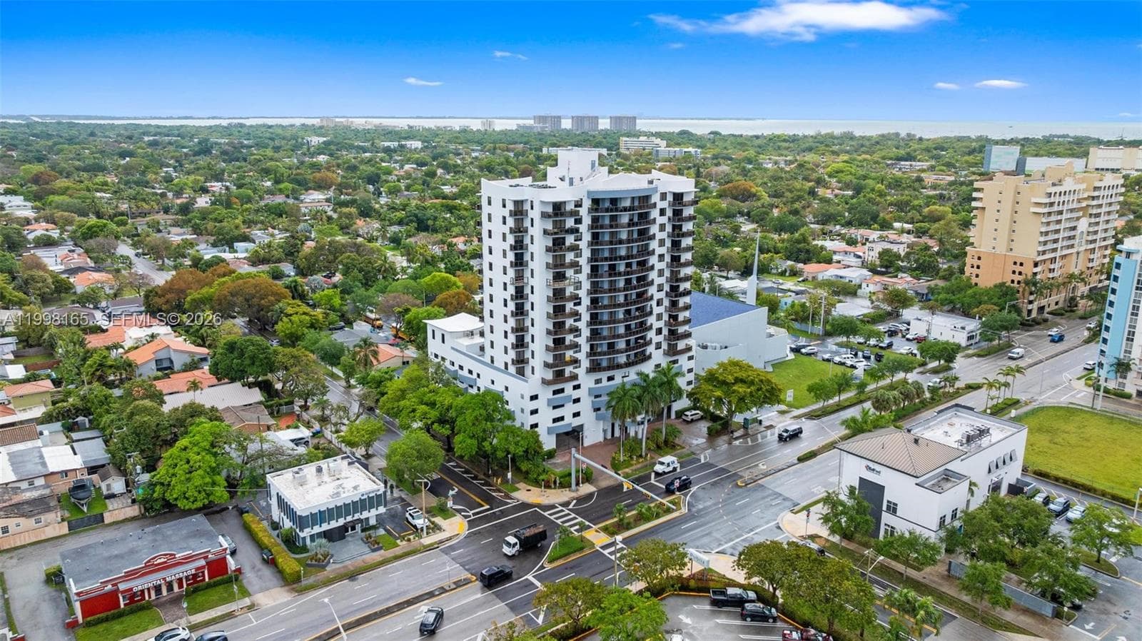 2301 SW 27th Ave # 906, Miami FL 33145 — 35