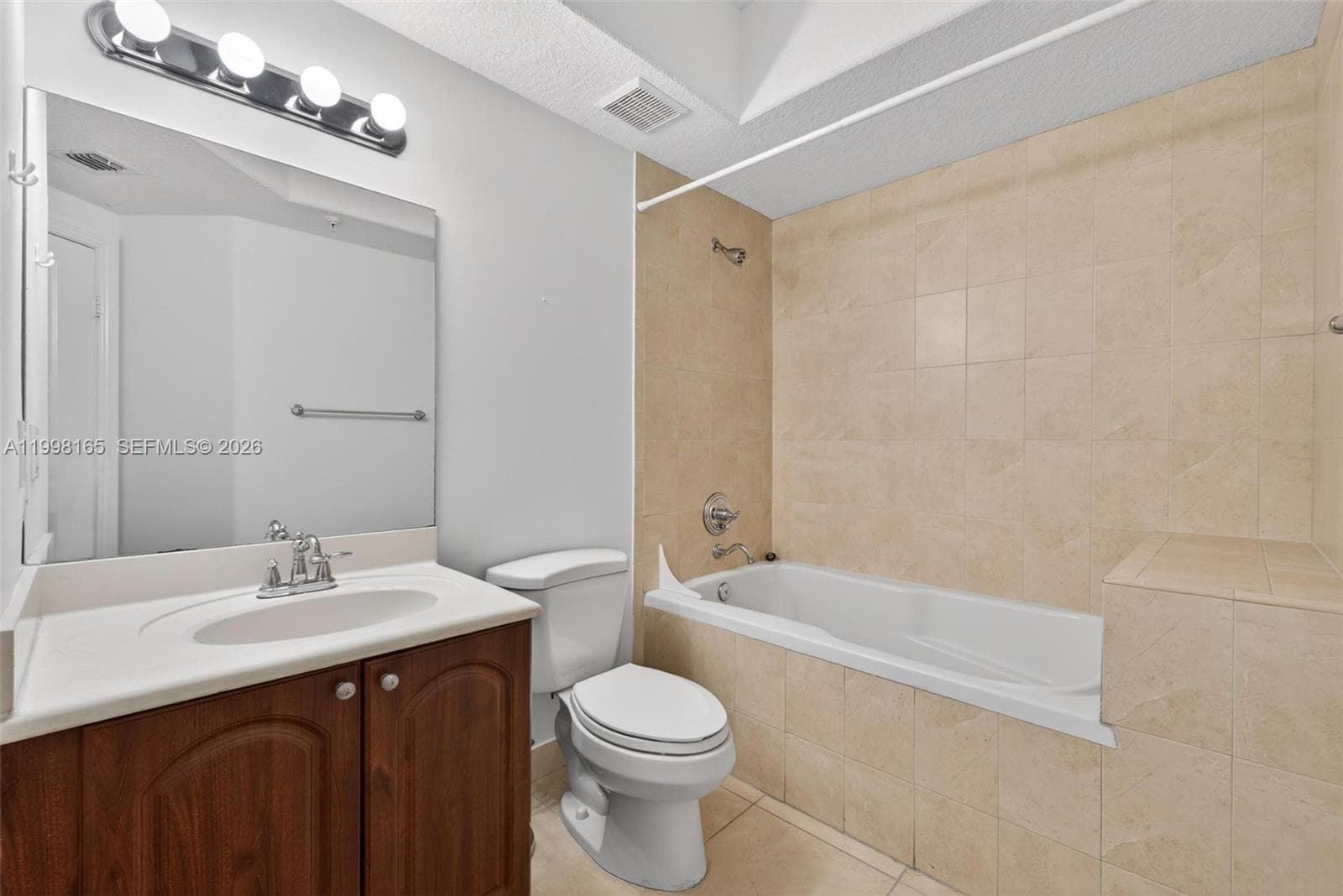 2301 SW 27th Ave # 906, Miami FL 33145 — 25