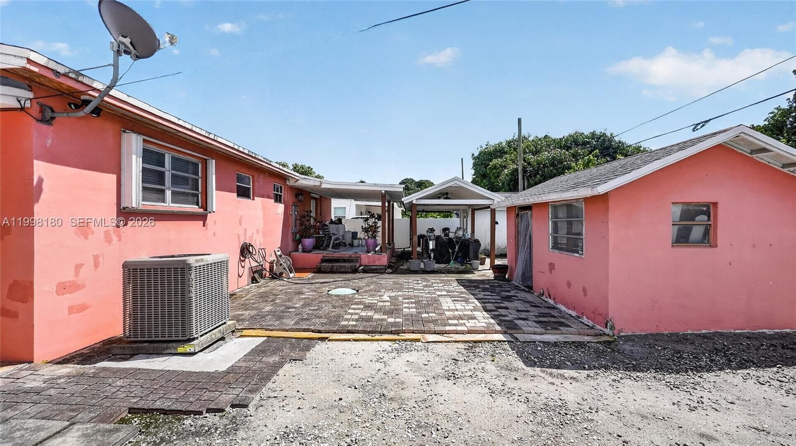 10420 NW 35th Pl, Miami FL 33147 — 24