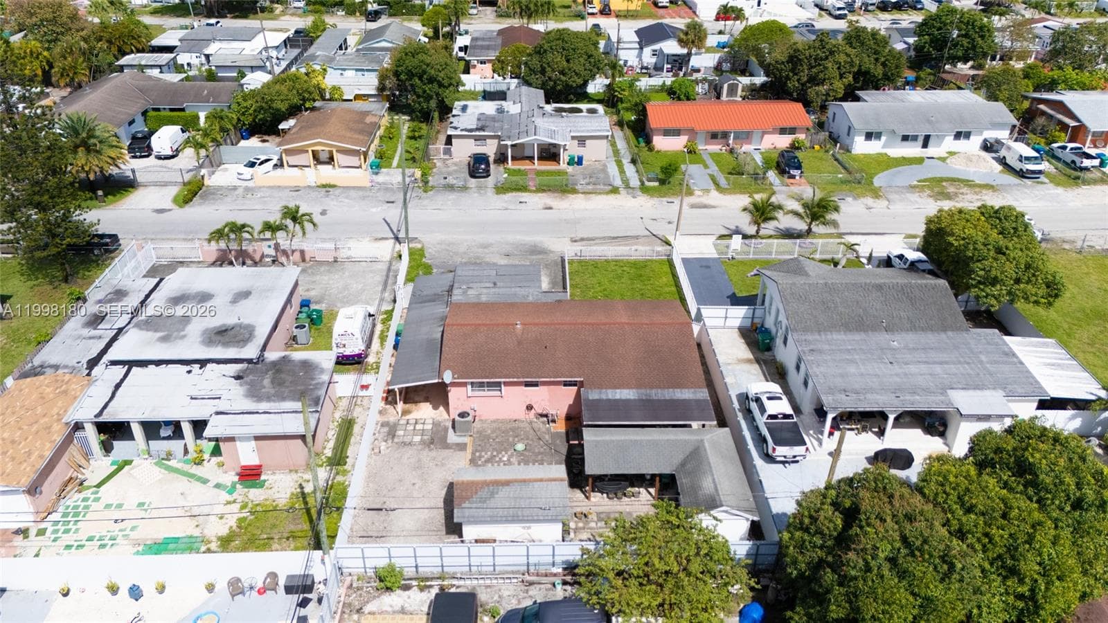 10420 NW 35th Pl, Miami FL 33147 — 40