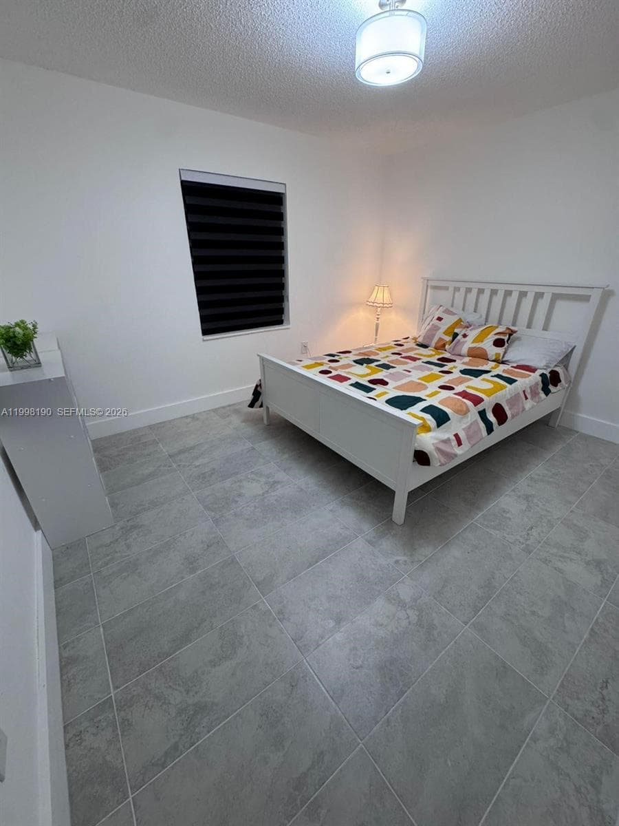 Nichols Heights Addn, North Miami, FL — 32