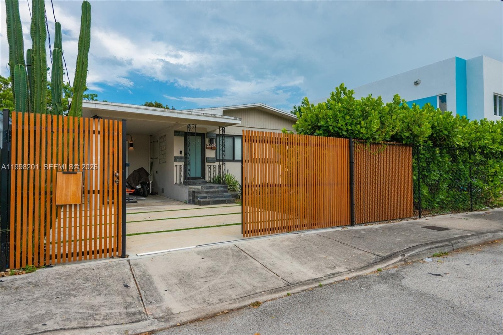 2925 NW 11th Ave, Miami FL 33127 — 21